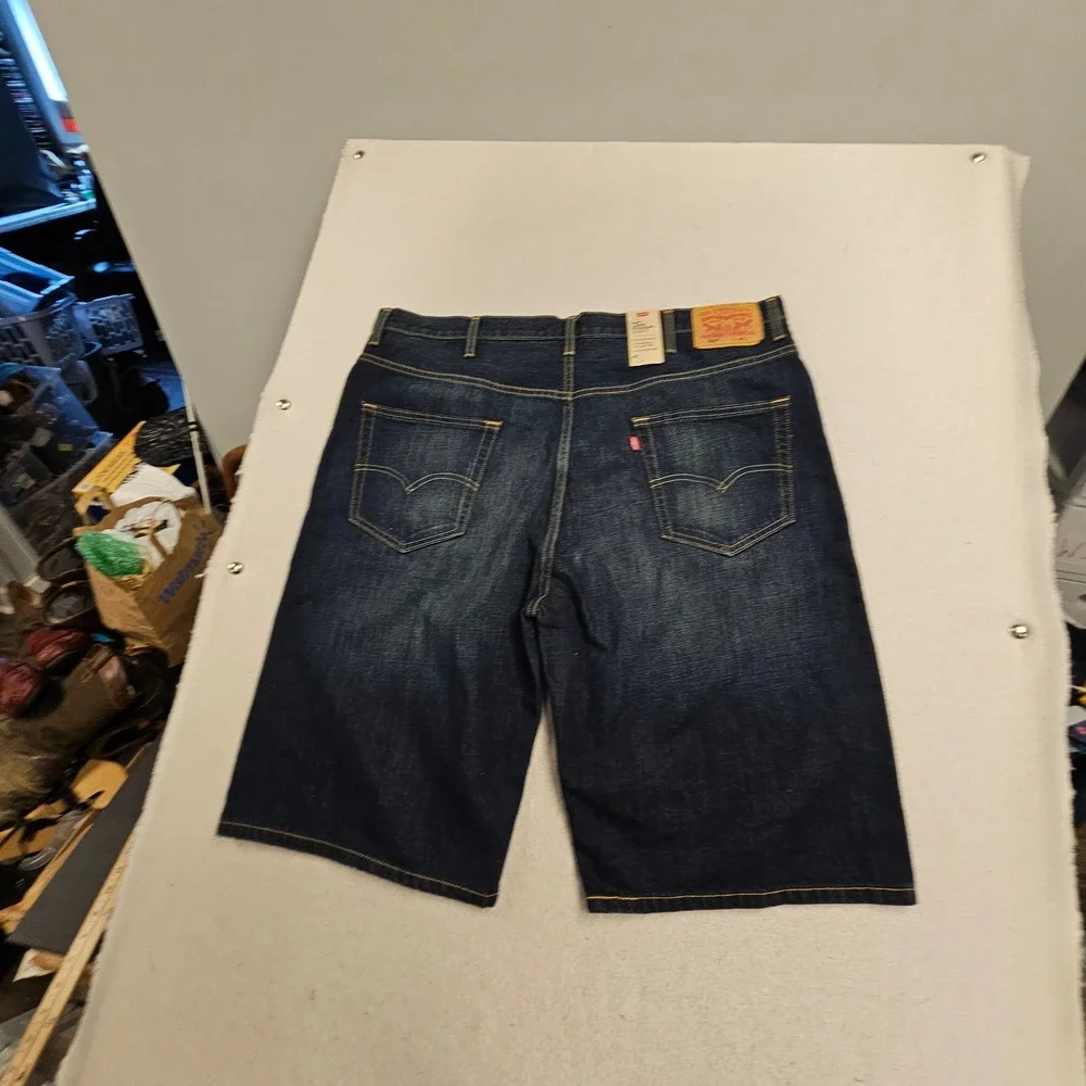 Levis 569 Loose Straight Denim Shorts Mens 40 Dark Wash Blue Jean 35469-0174
